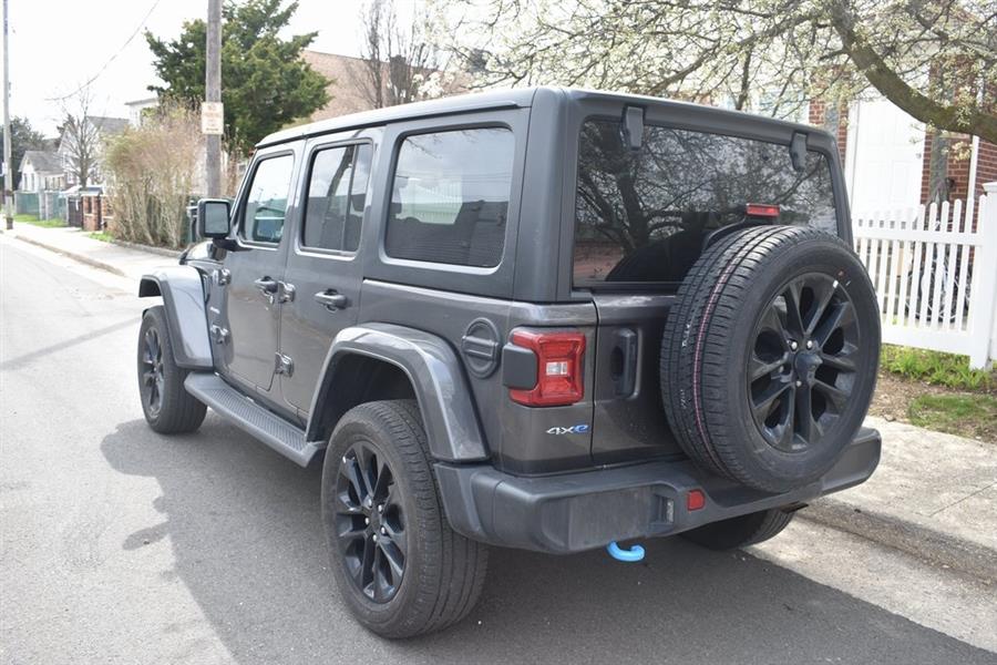 2023 Jeep Wrangler Sahara 4xe photo