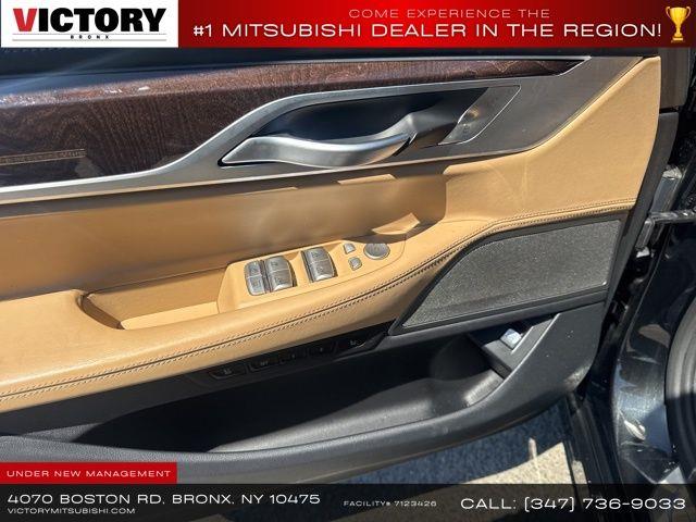 2021 BMW 7-Series 740i xDrive photo