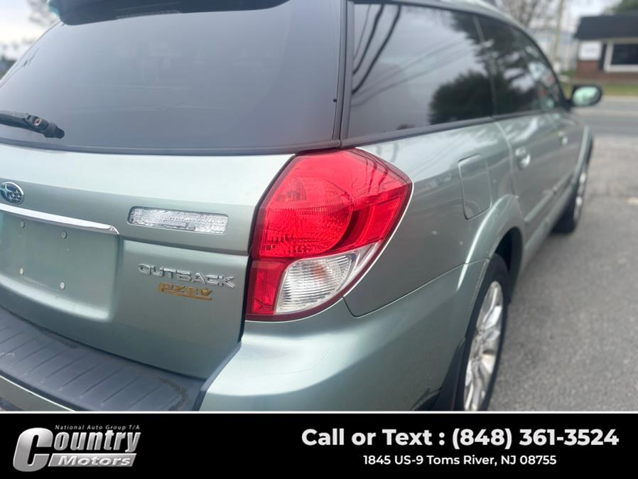2009 Subaru Outback 2.5i Limited photo