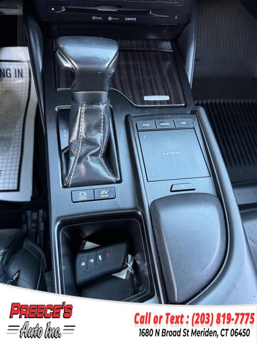 2019 Lexus ES 00h photo