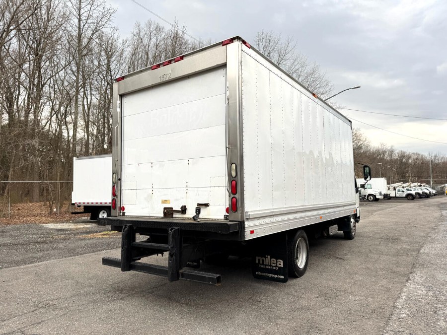 2015 Hino 195 Box Truck photo