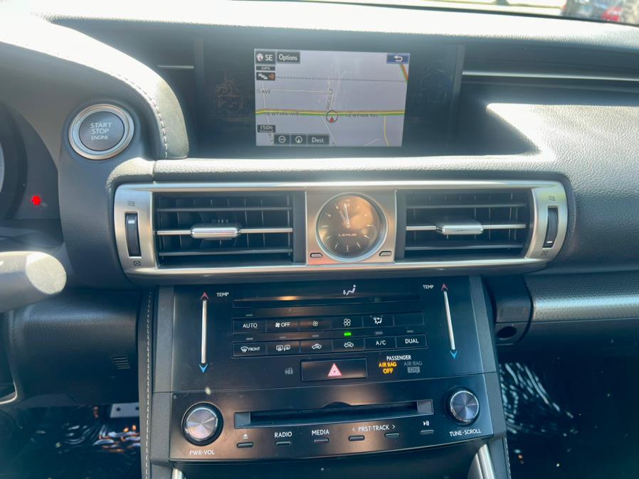2014 Lexus IS 250 photo