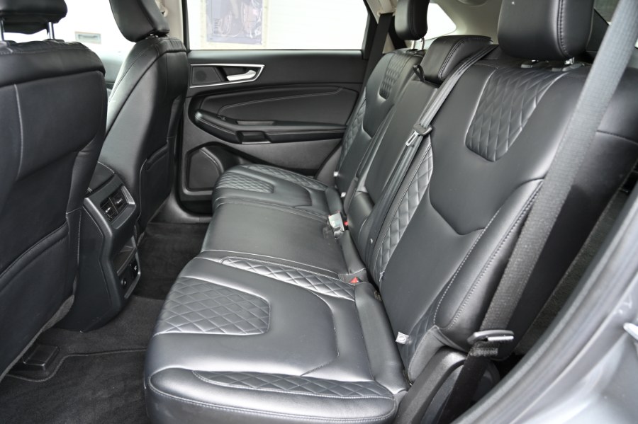 2023 Ford Edge Titanium AWD photo
