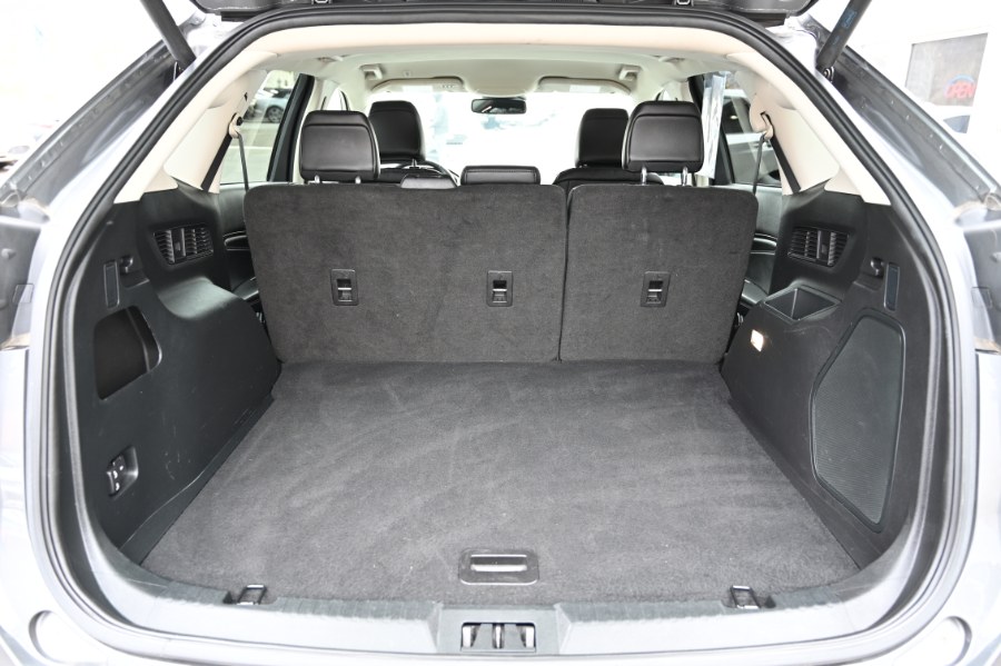 2023 Ford Edge Titanium AWD photo