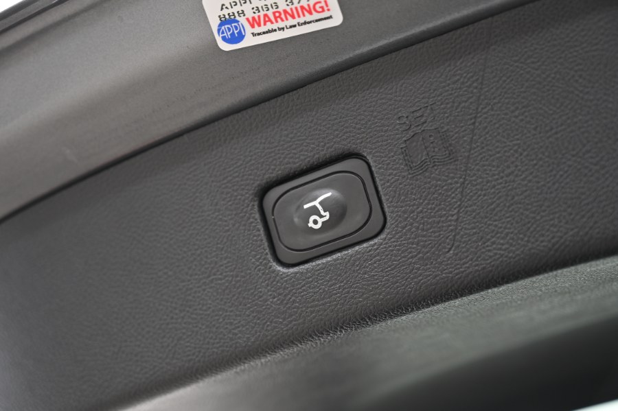 2023 Ford Edge Titanium AWD photo