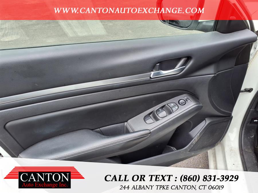 2022 Nissan Altima 2.5 SV photo