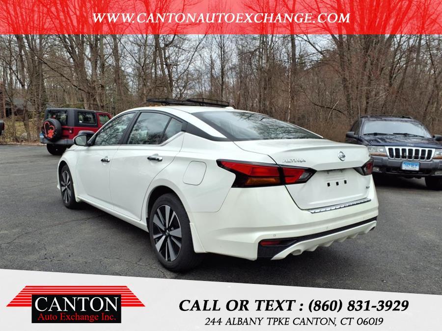 2022 Nissan Altima 2.5 SV photo