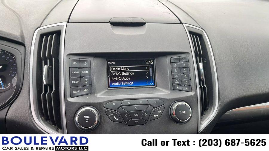 2016 Ford Edge SE Sport Utility 4D photo