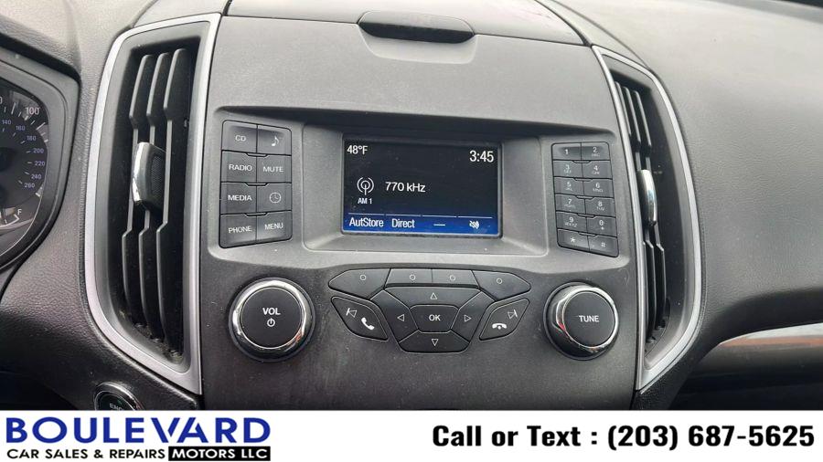 2016 Ford Edge SE Sport Utility 4D photo