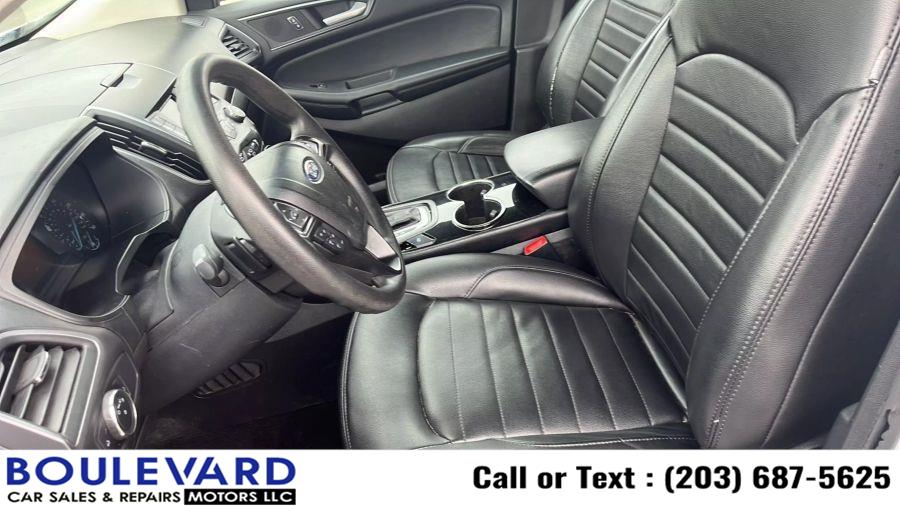 2016 Ford Edge SE Sport Utility 4D photo