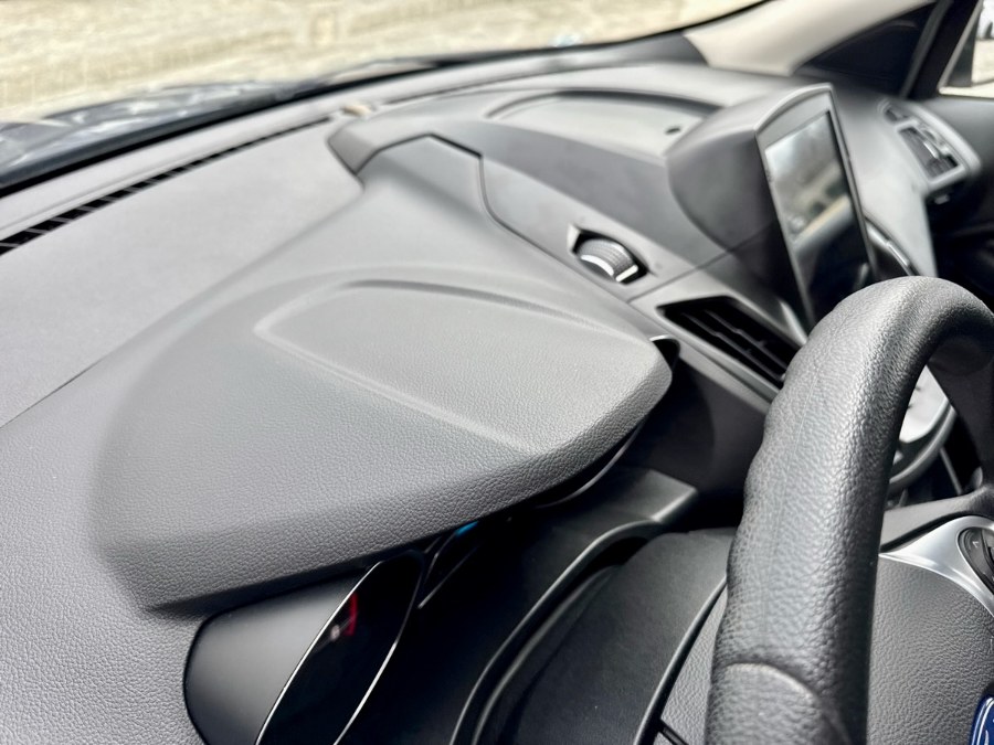 2014 Ford Escape SE photo