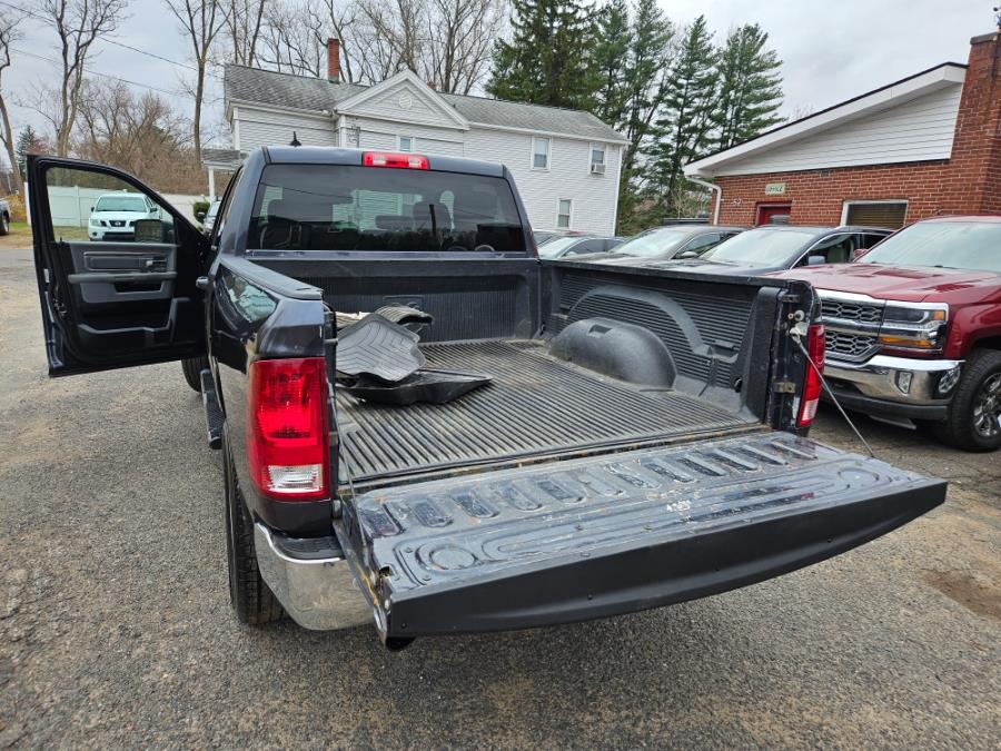 2017 RAM 1500 SLT 4x4 Quad Cab 6''4