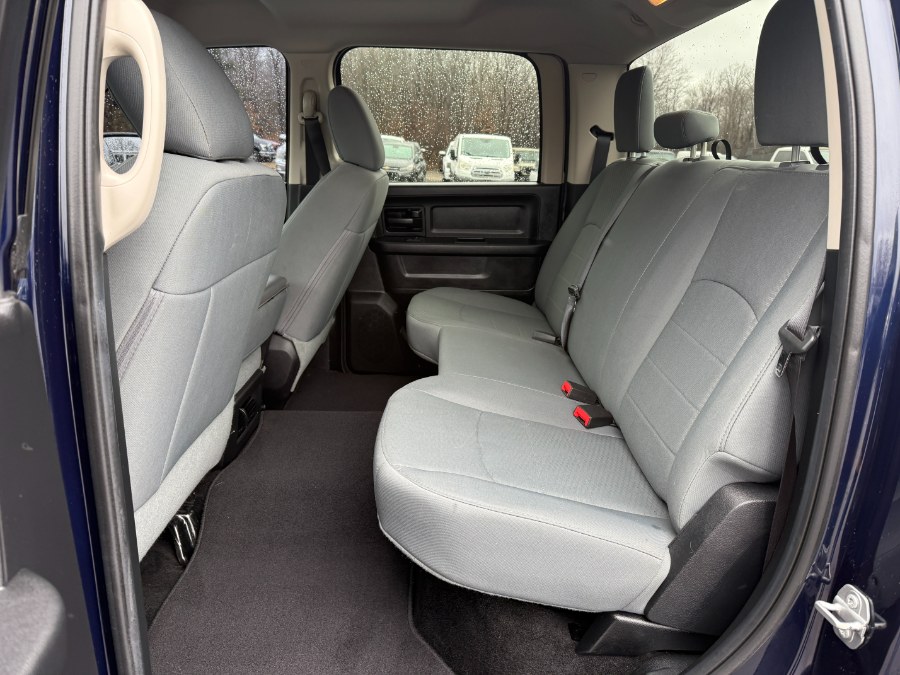2016 RAM 1500 4WD Crew Cab 140.5