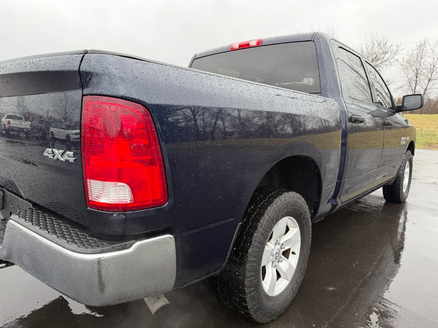 2016 RAM 1500 4WD Crew Cab 140.5
