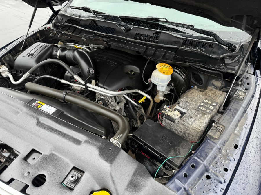 2016 RAM 1500 4WD Crew Cab 140.5