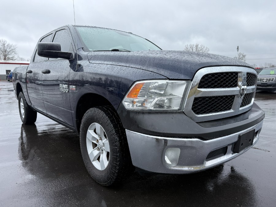 2016 RAM 1500 4WD Crew Cab 140.5