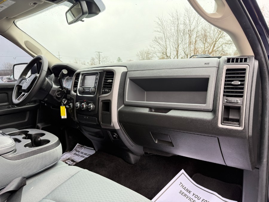 2016 RAM 1500 4WD Crew Cab 140.5