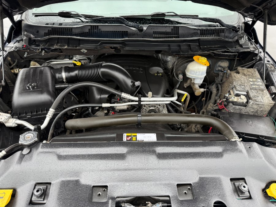2016 RAM 1500 4WD Crew Cab 140.5