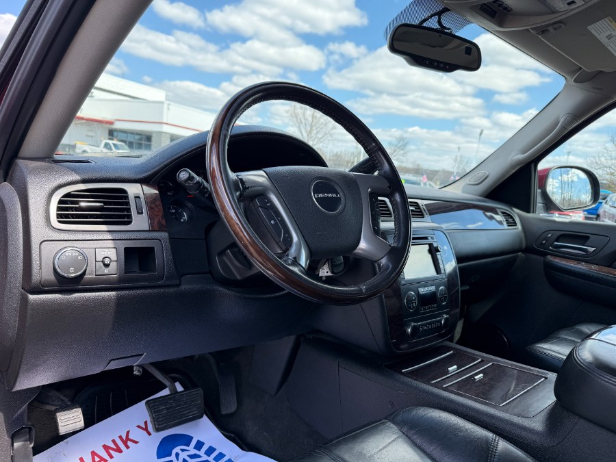 2008 GMC Yukon XL Denali photo
