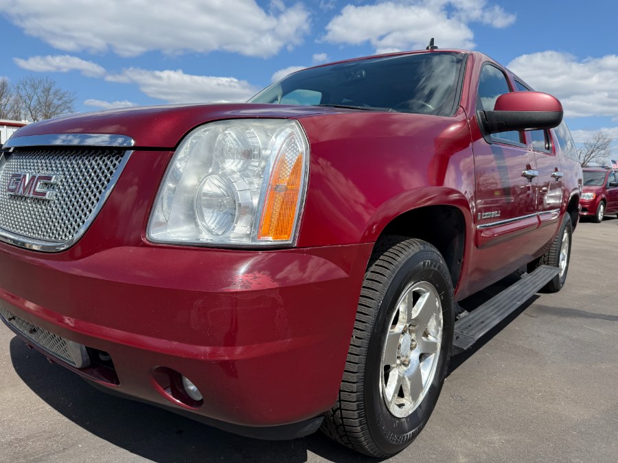 2008 GMC Yukon XL Denali photo
