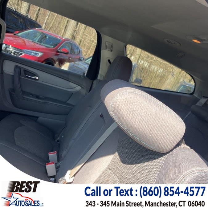 2013 Chevrolet Traverse LS photo
