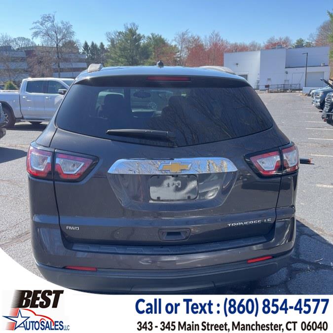 2013 Chevrolet Traverse LS photo