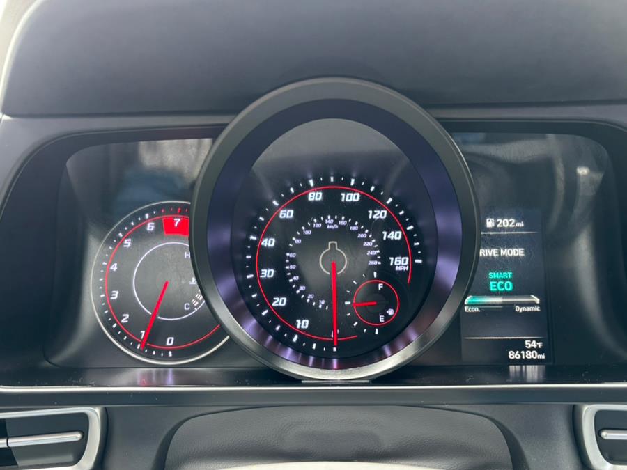 2023 Hyundai Elantra SEL photo