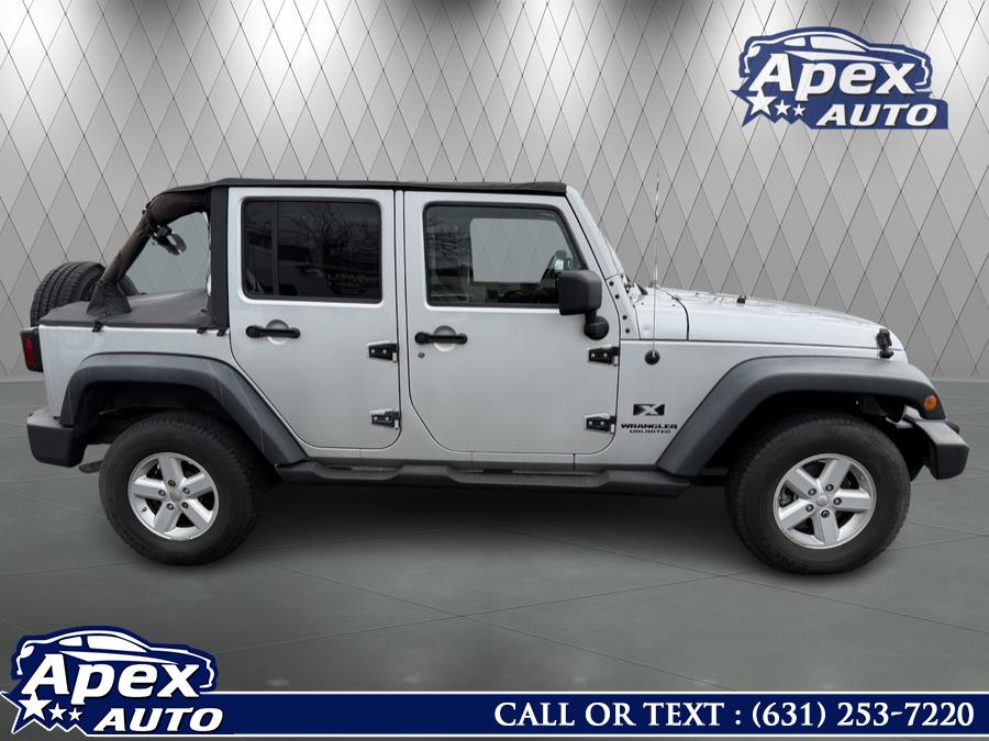 2008 Jeep Wrangler Unlimited X photo