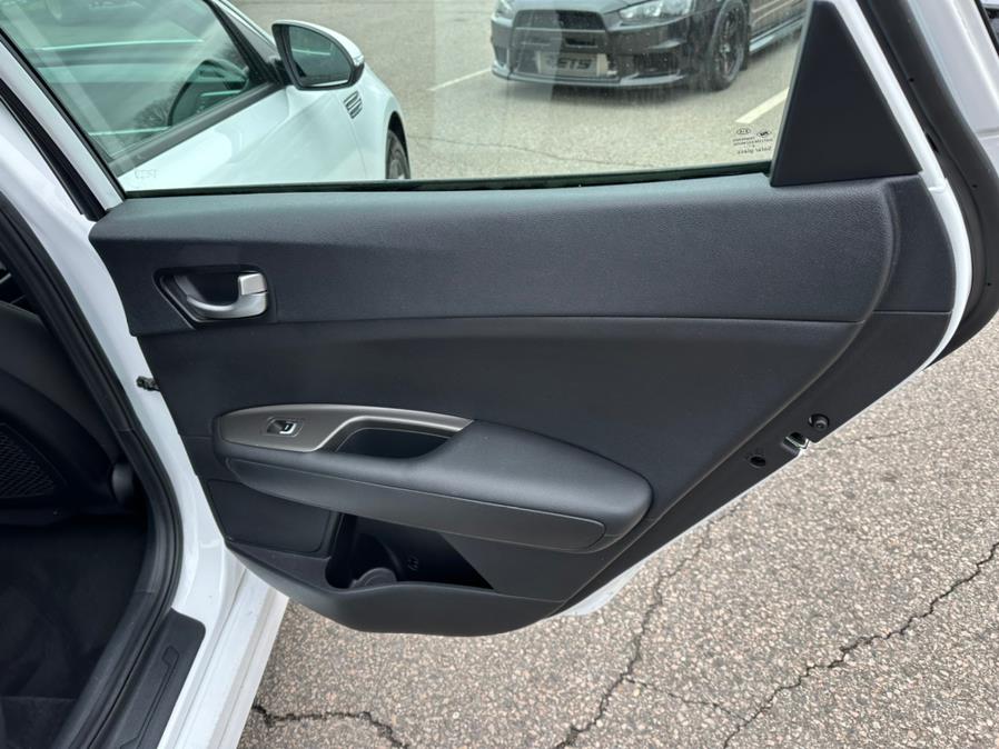 2020 Kia Optima LX Auto photo