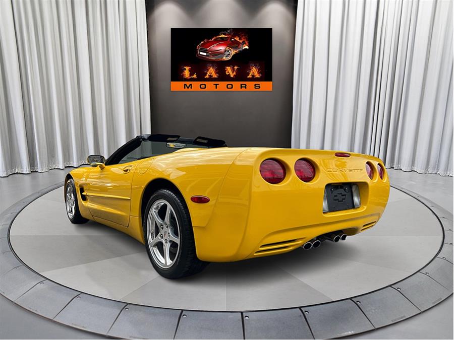 2003 Chevrolet Corvette photo