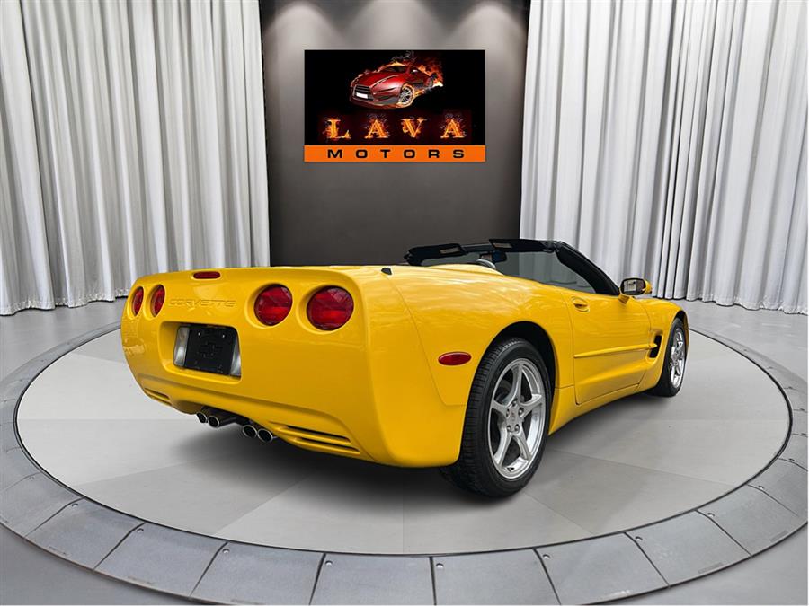 2003 Chevrolet Corvette photo