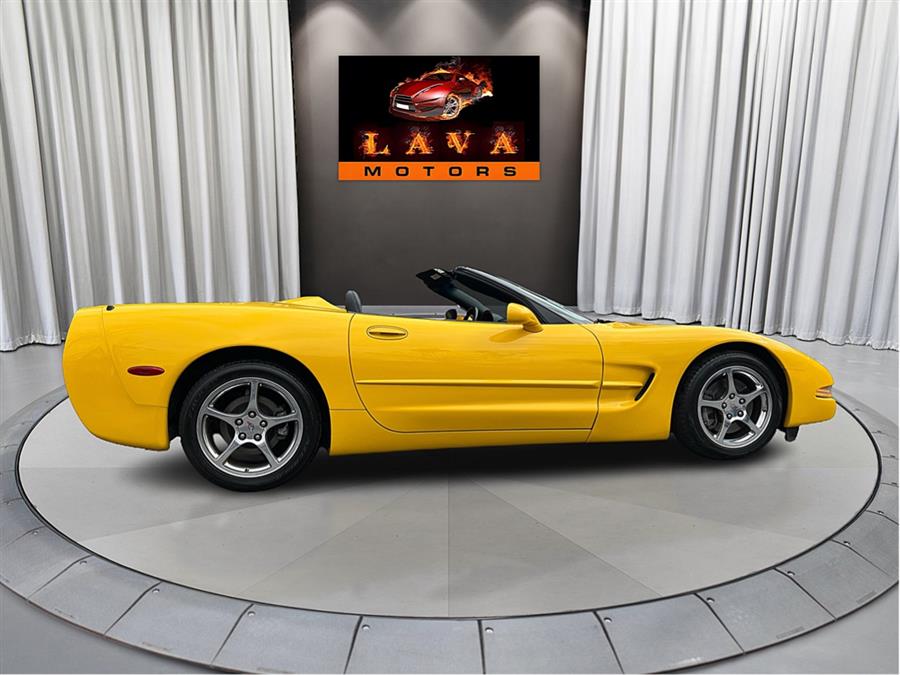 2003 Chevrolet Corvette photo