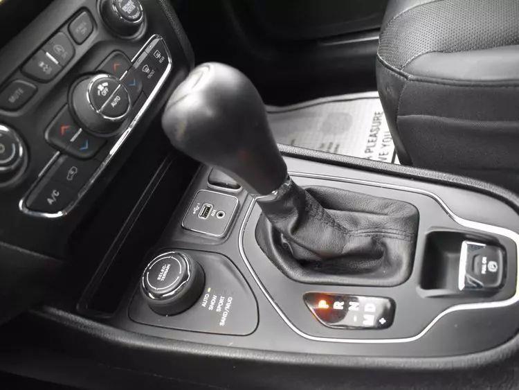 2020 Jeep Cherokee High Altitude Sport Utility 4D photo