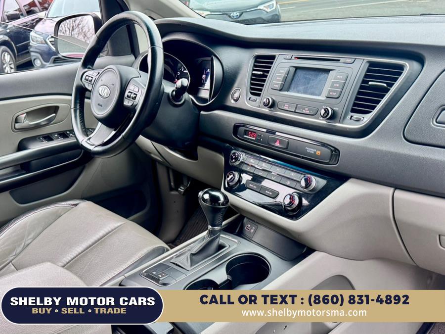 2016 Kia Sedona 4dr Wgn LX photo