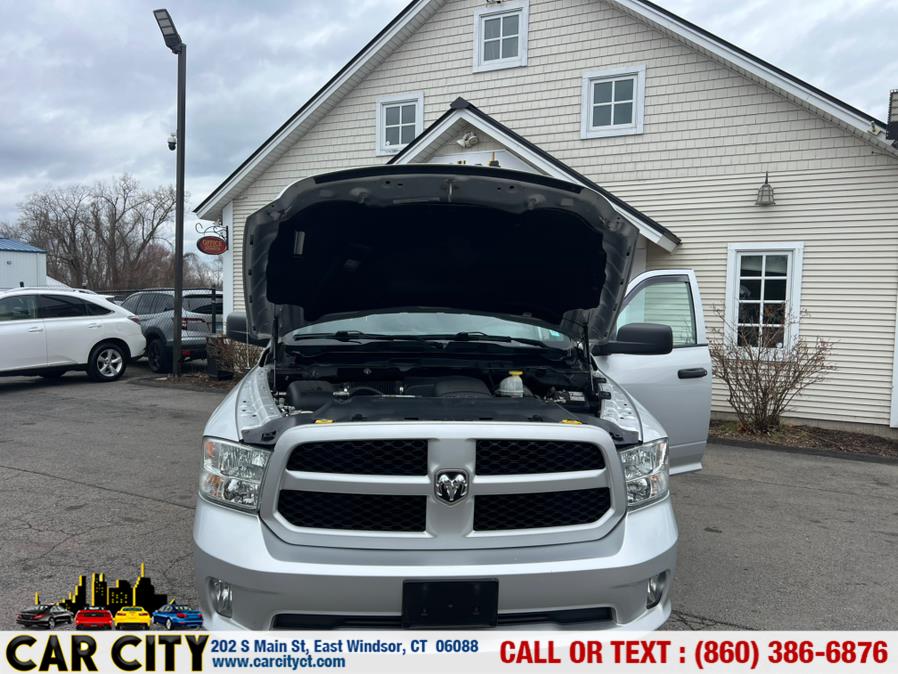 2018 RAM 1500 Express 4x4 Quad Cab 6''4