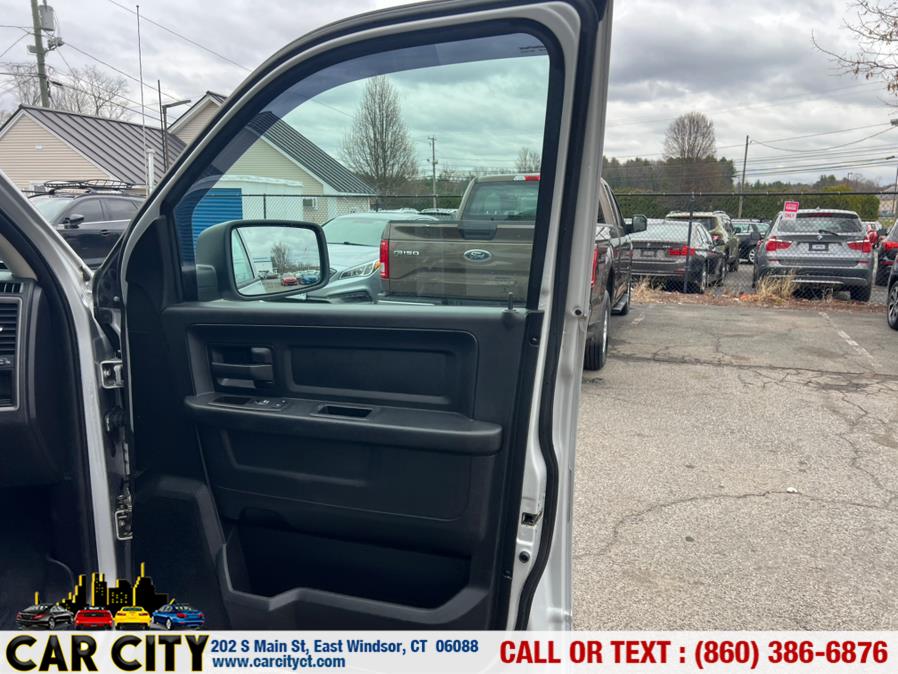 2018 RAM 1500 Express 4x4 Quad Cab 6''4