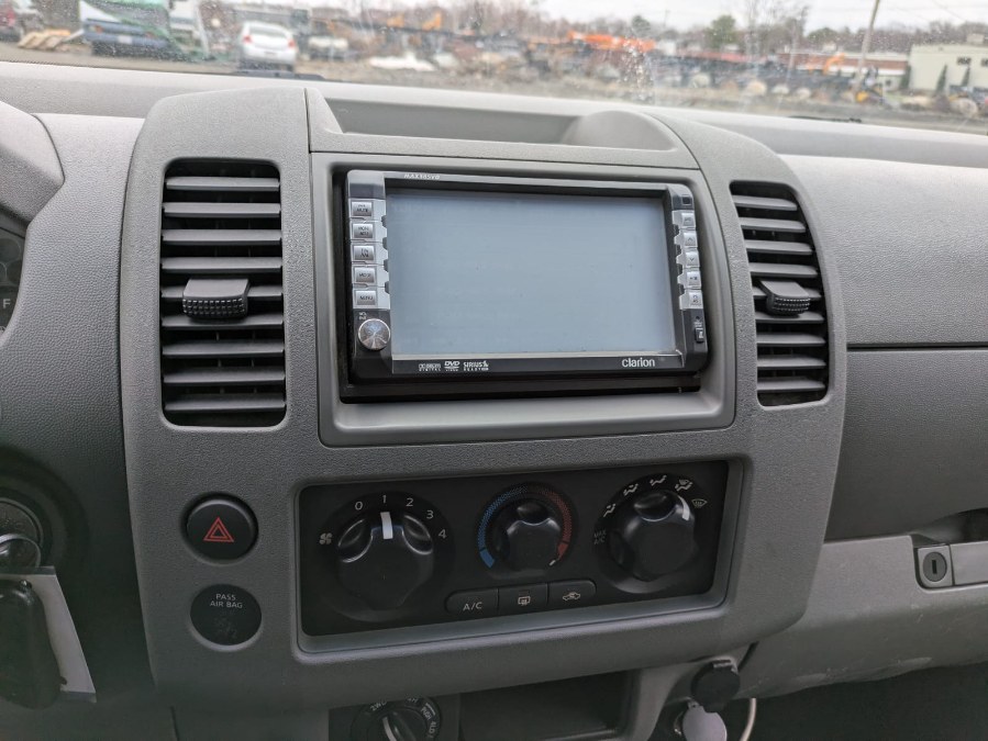 2006 Nissan Frontier SE photo