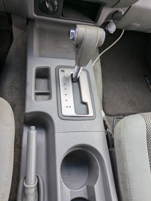 2006 Nissan Frontier SE photo
