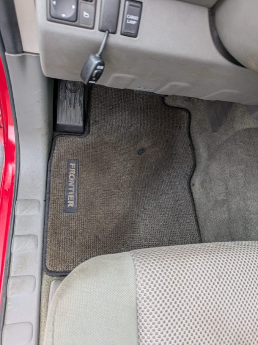2006 Nissan Frontier SE photo