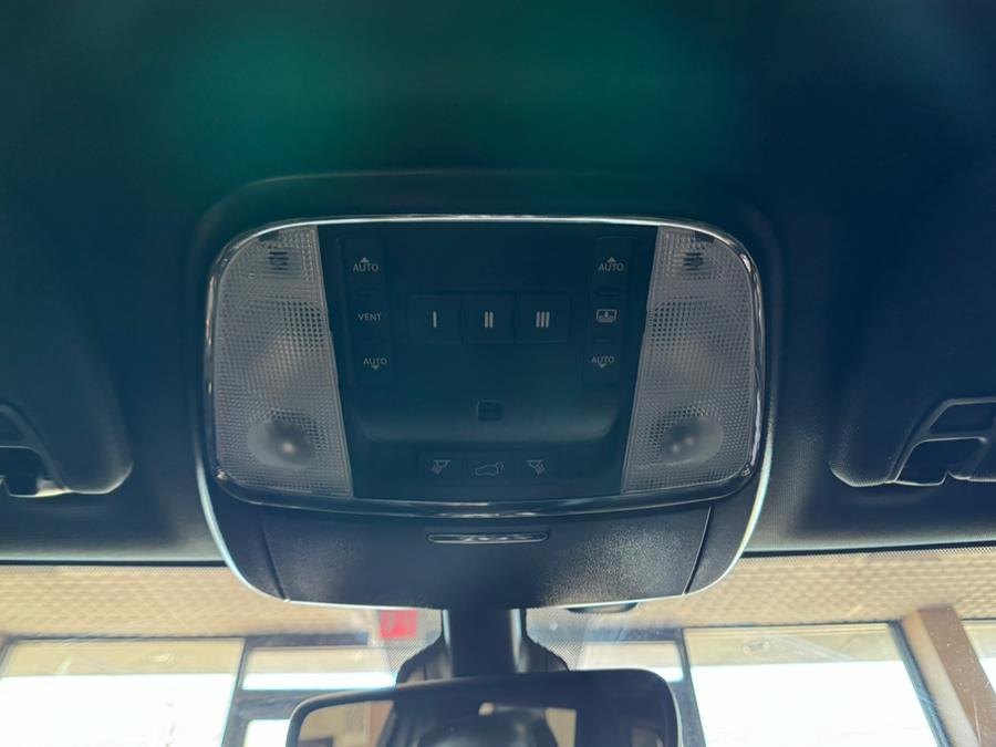 2019 Jeep Grand Cherokee Limited 4x4 photo