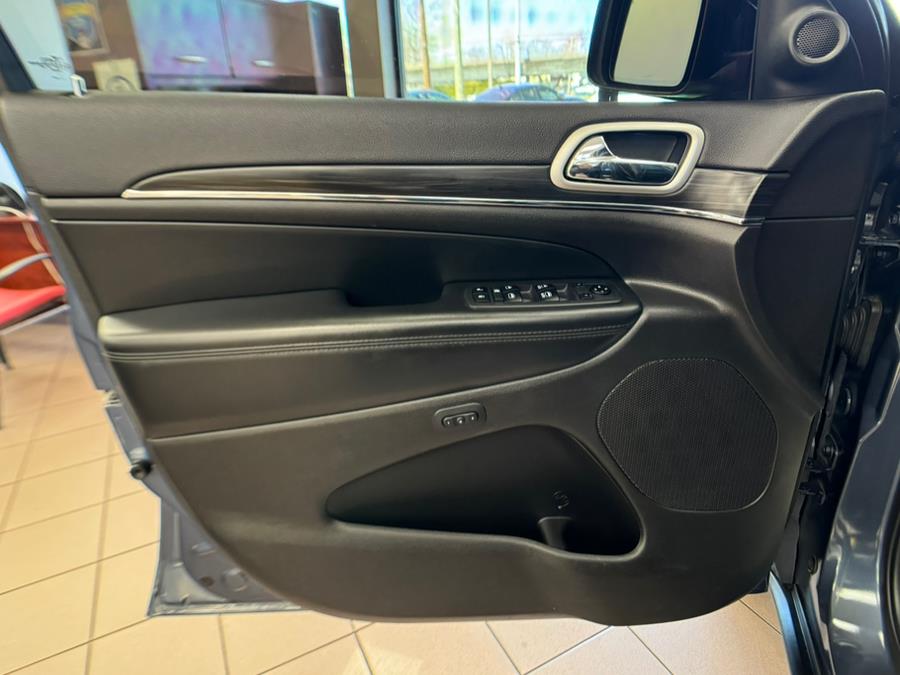 2019 Jeep Grand Cherokee Limited 4x4 photo