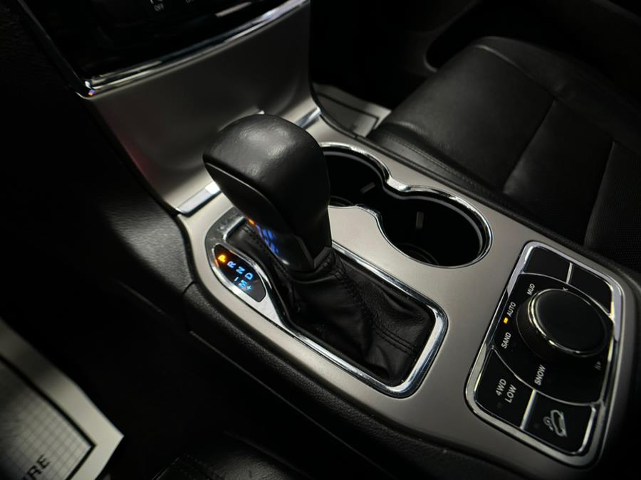 2019 Jeep Grand Cherokee Limited 4x4 photo