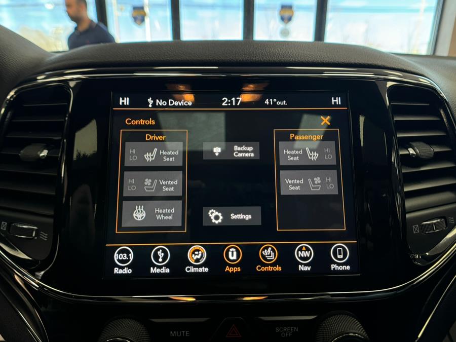 2019 Jeep Grand Cherokee Limited 4x4 photo