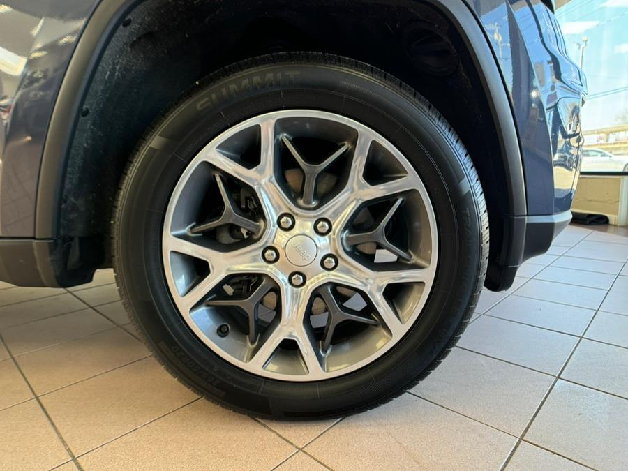 2019 Jeep Grand Cherokee Limited 4x4 photo