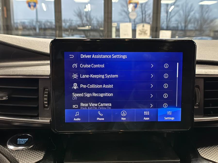 2022 Ford Explorer ST 4WD photo