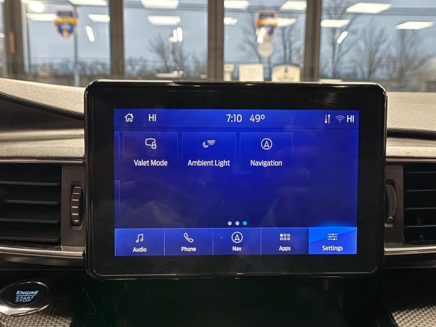 2022 Ford Explorer ST 4WD photo