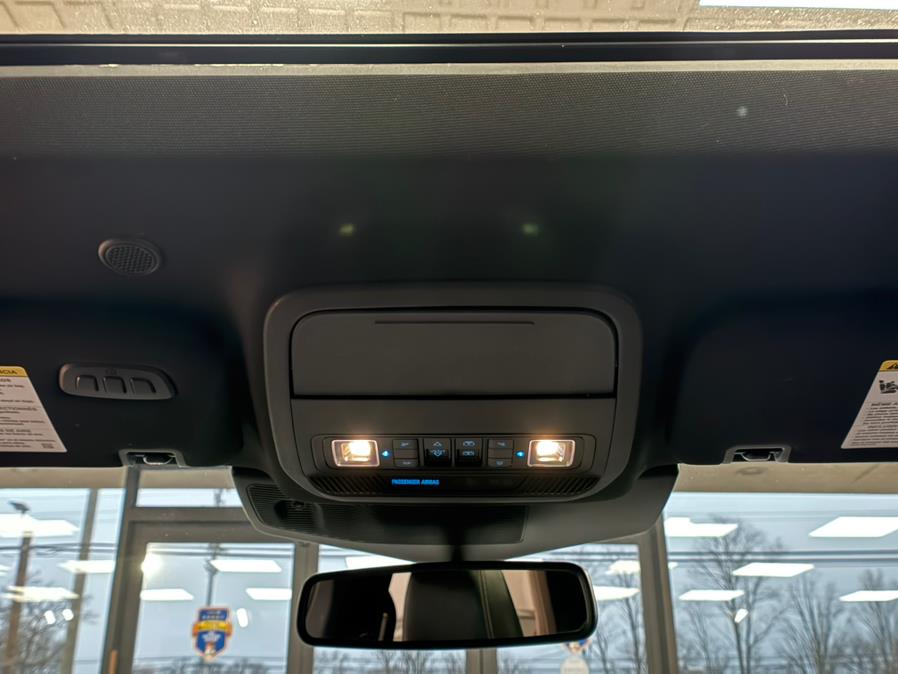 2022 Ford Explorer ST 4WD photo
