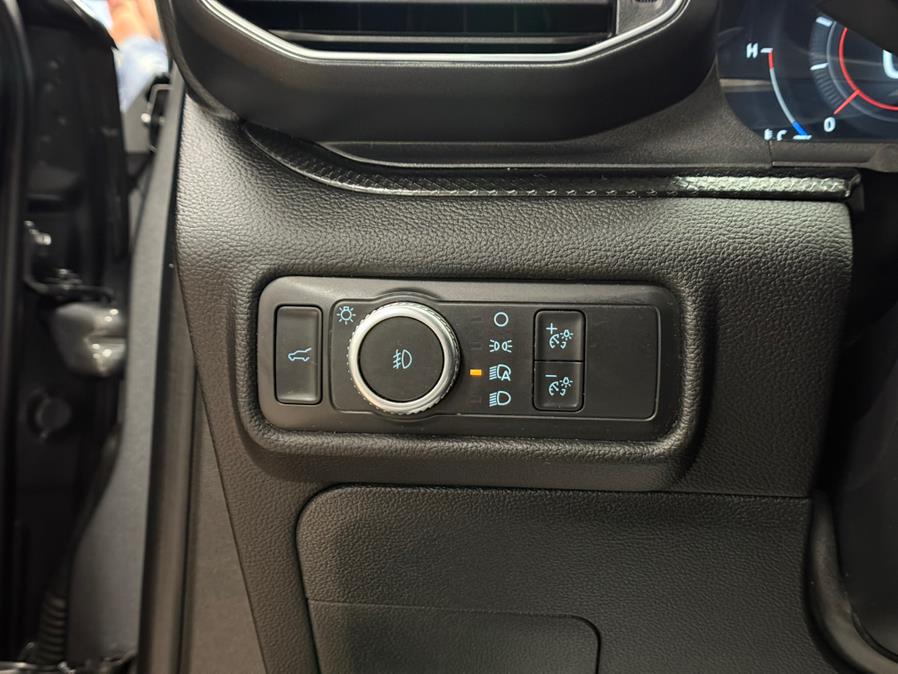 2022 Ford Explorer ST 4WD photo