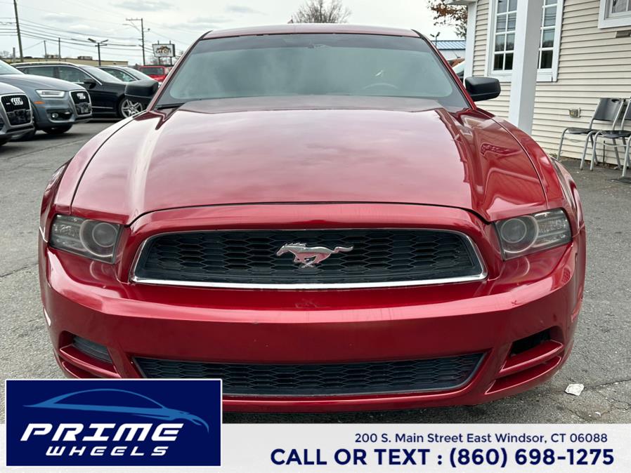 2014 Ford Mustang V6 photo