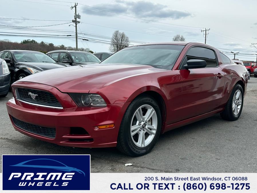 2014 Ford Mustang V6 photo